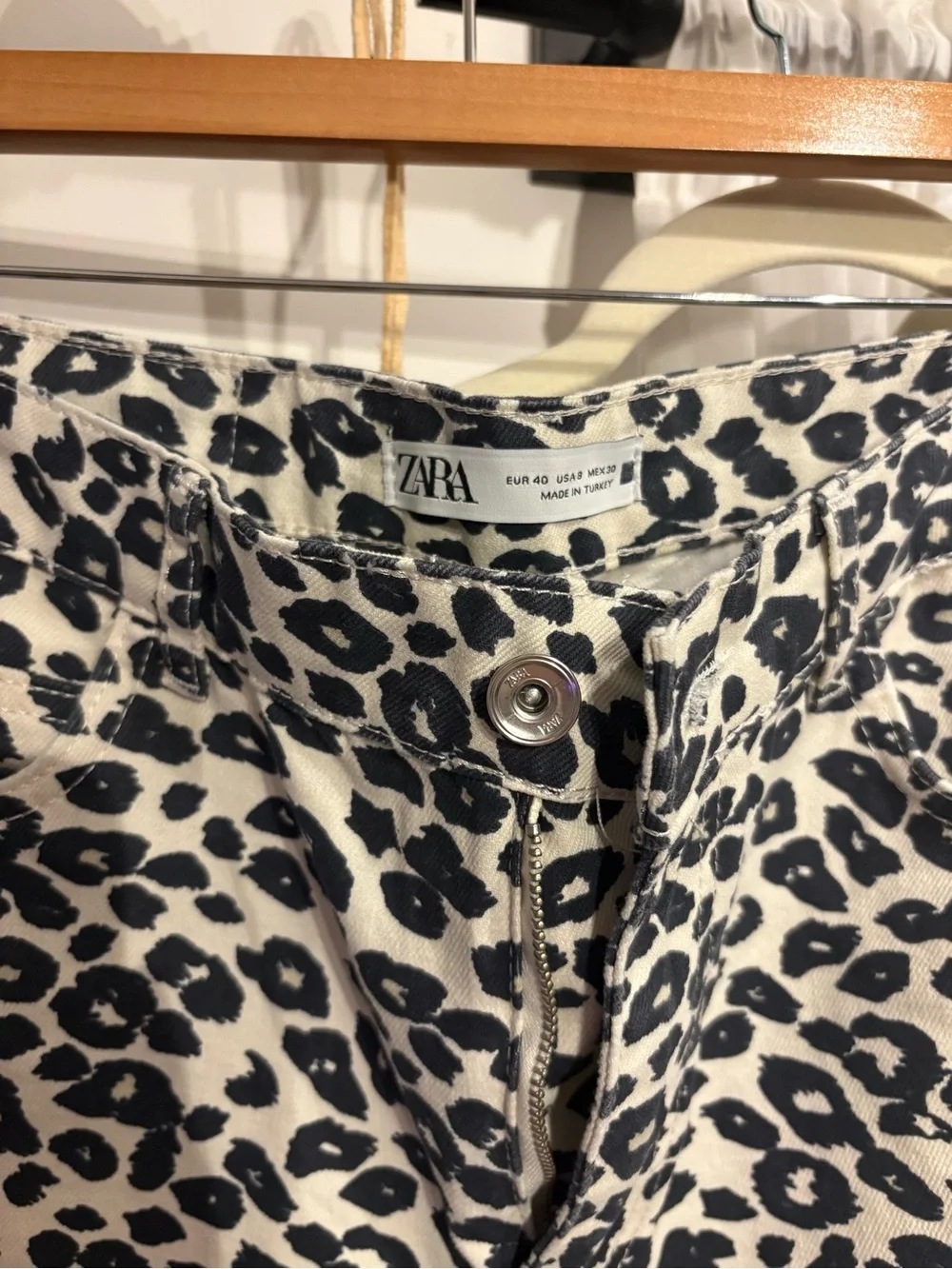 Zara Black and White Leopard Print Pants - Picture 2 of 3